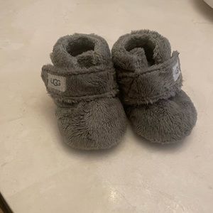 UGG bixbie baby bootie EUC